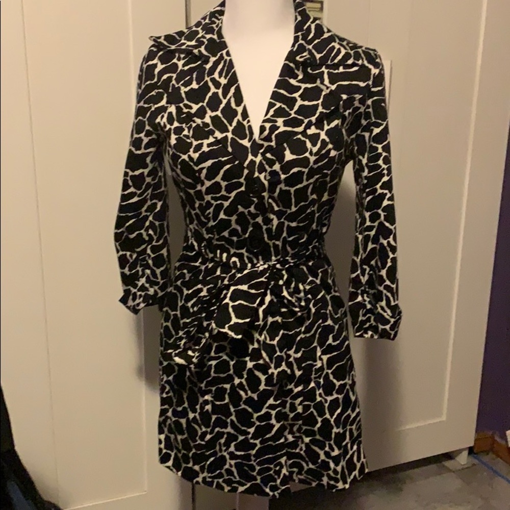 Black & White Three Quarter Sleeve Jacket